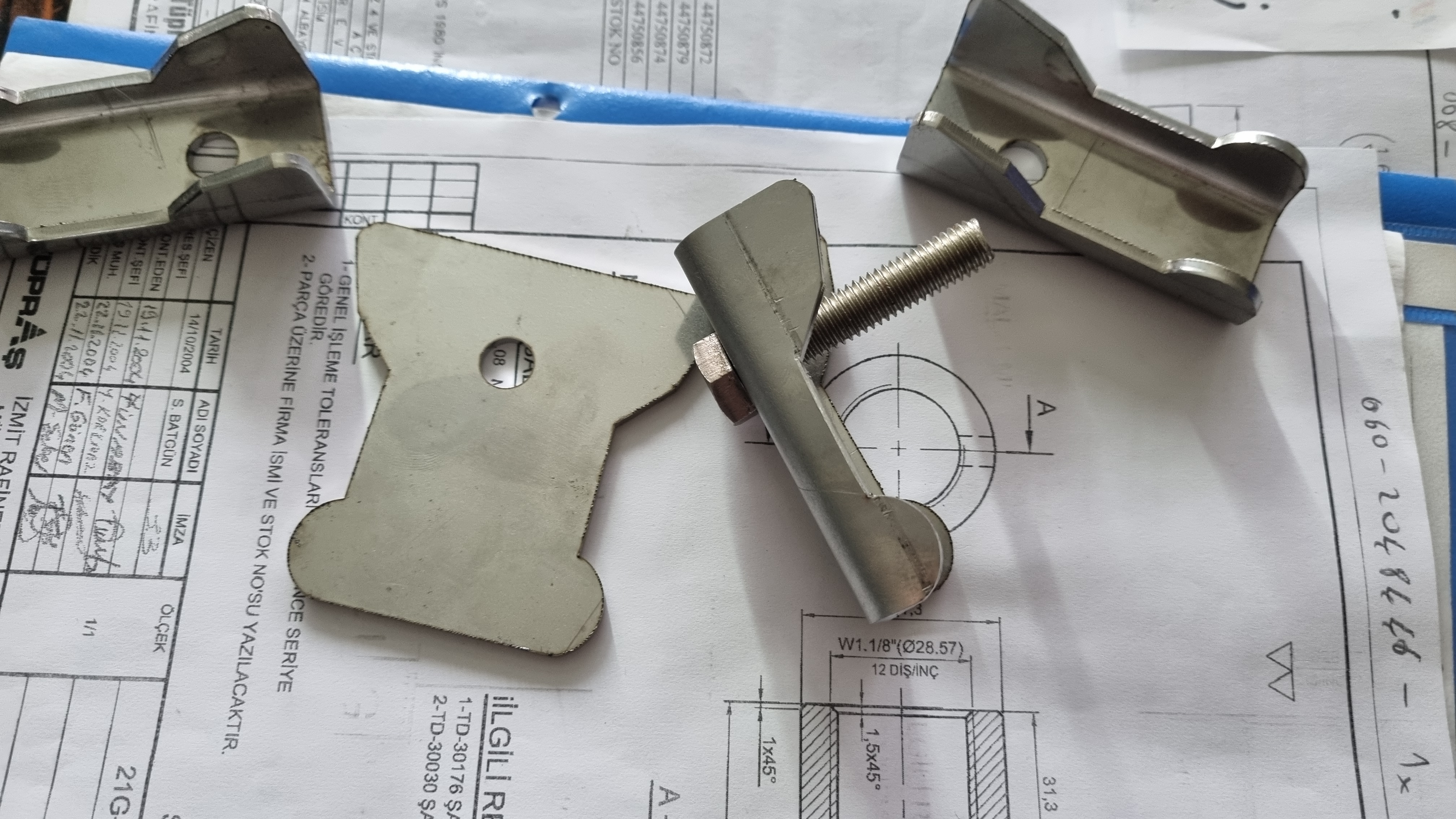 Clamp Retainer for Oil Refinery Processes